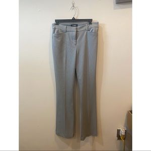 Express Columnist Barely Boot, Mid Rise